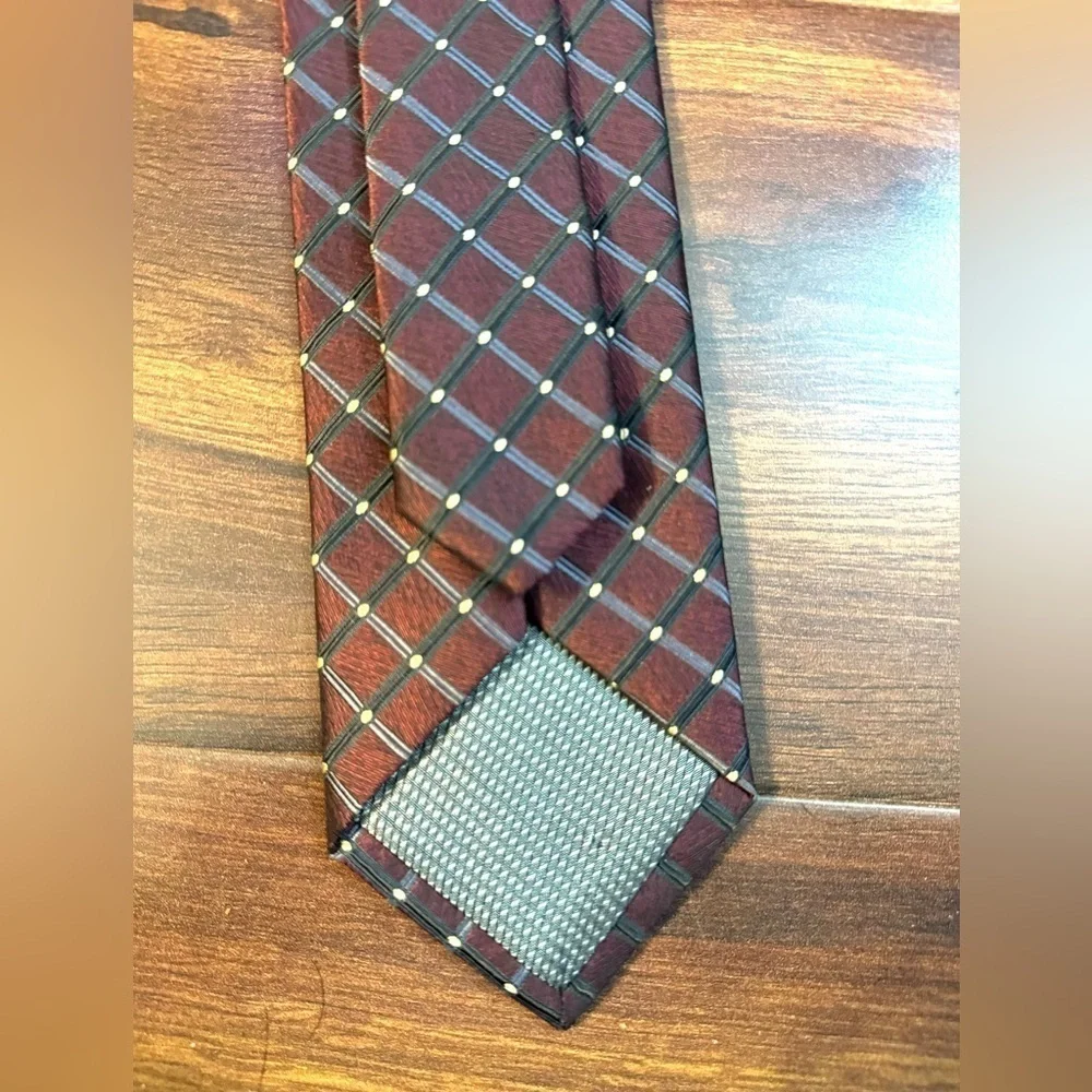 🌿SALE🌿BERGAMO New York Red/Burgundy Striped Necktie